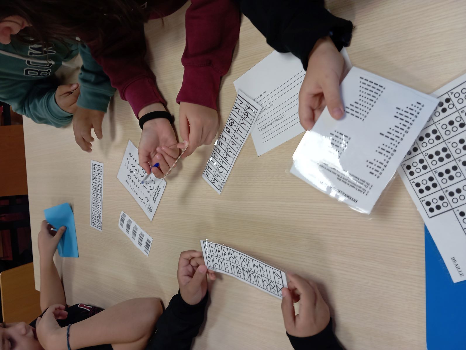 Descubriendo la biblioteca del IES La Azucarera