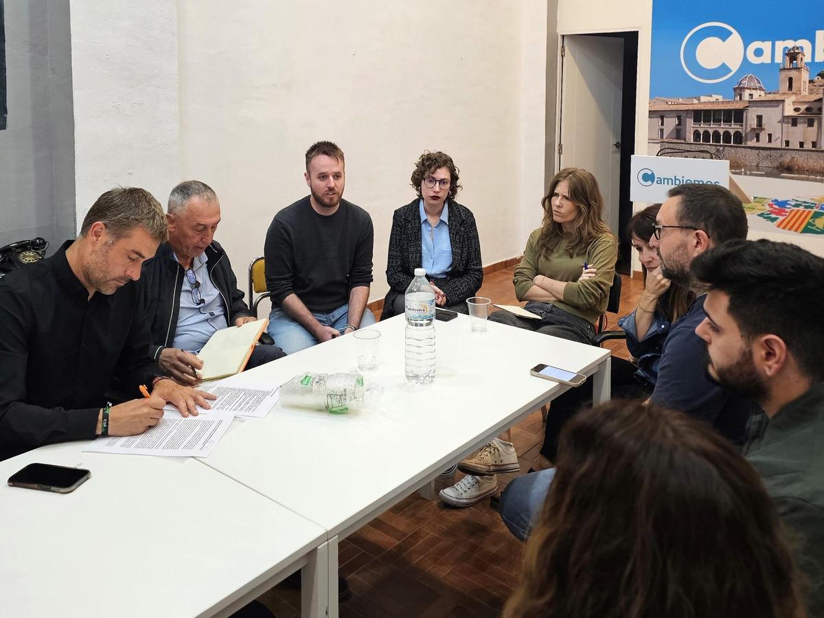 Reunión en Orihuela con representantes de Compromís y Cambiemos