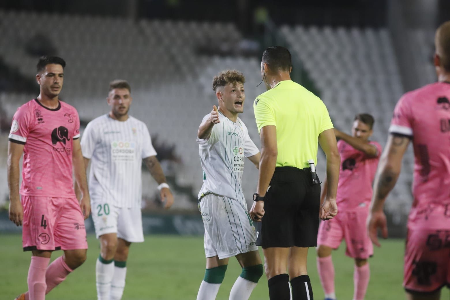 Las imágenes del Córdoba CF-Unionistas de Salamanca