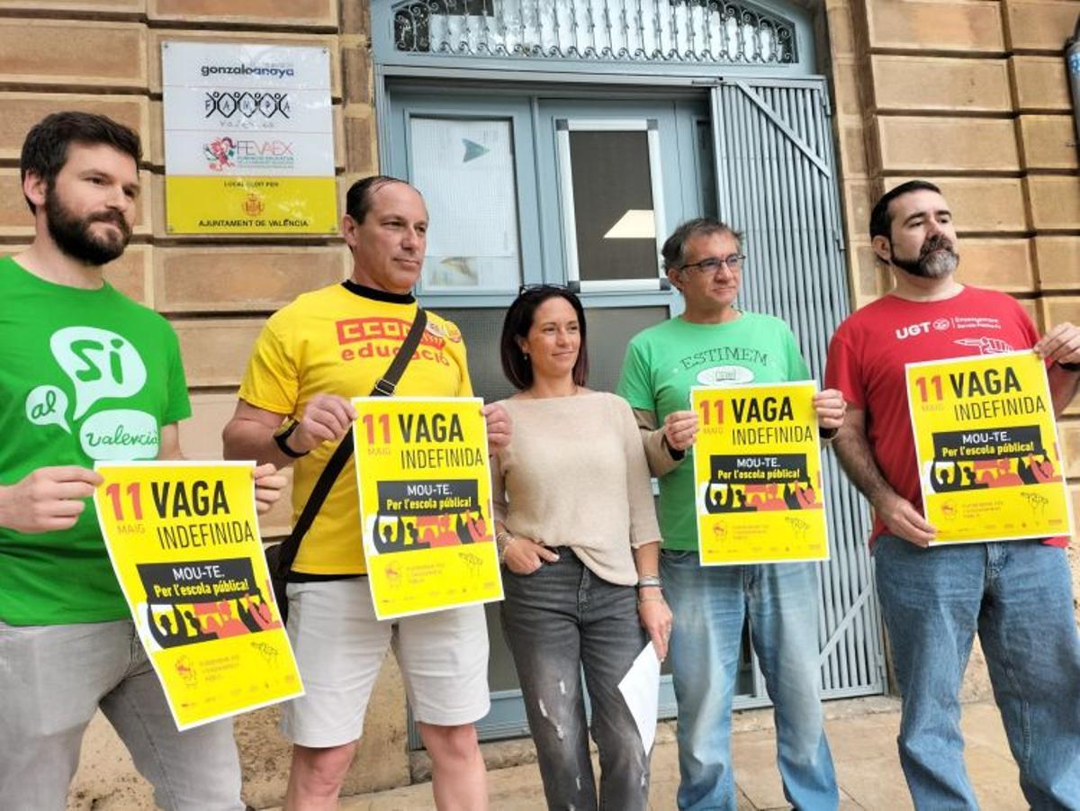 Los representantes sindicales que convocan la huelga del profesorado