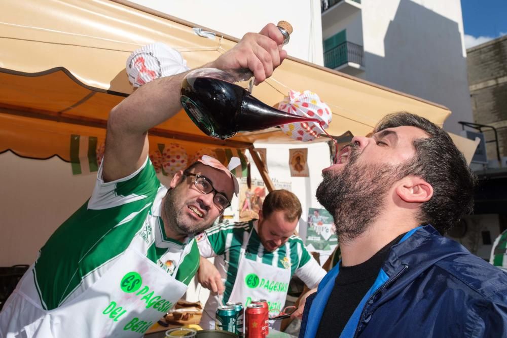 Los vecinos pudieron disfrutar de una tradicional y divertida jornada gastronómica