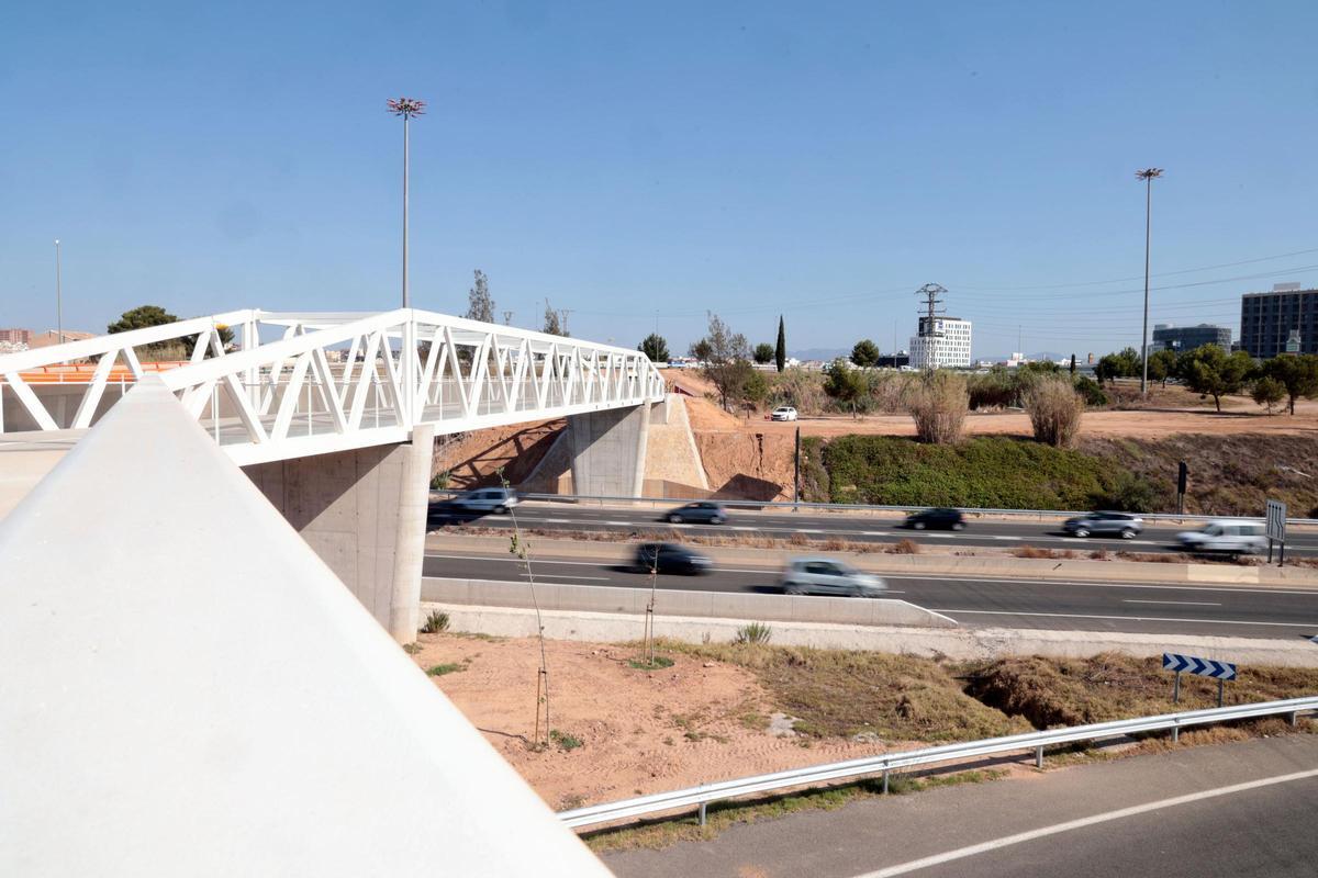 La nueva pasarela que une Benimàmet y Beniferri.