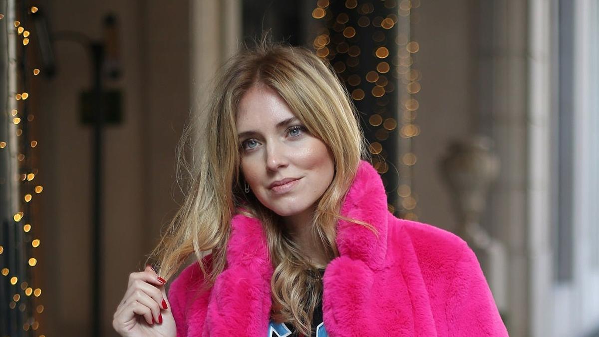 Chiara Ferragni diseña la camiseta viral del verano