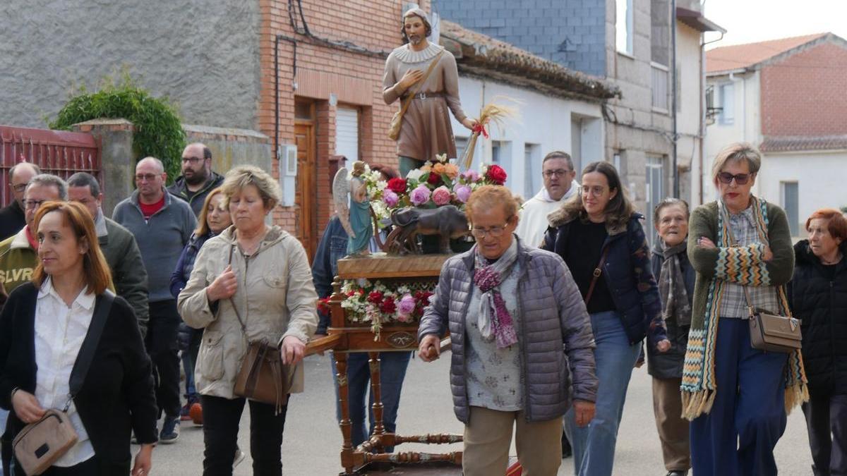 GALERÍA | La Fiesta de San Isidro en Camarzana de Tera, en imágenes