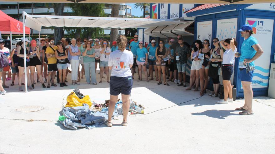 Benicàssim se une contra la &#039;basuraleza&#039; en el Día Mundial de las Playas