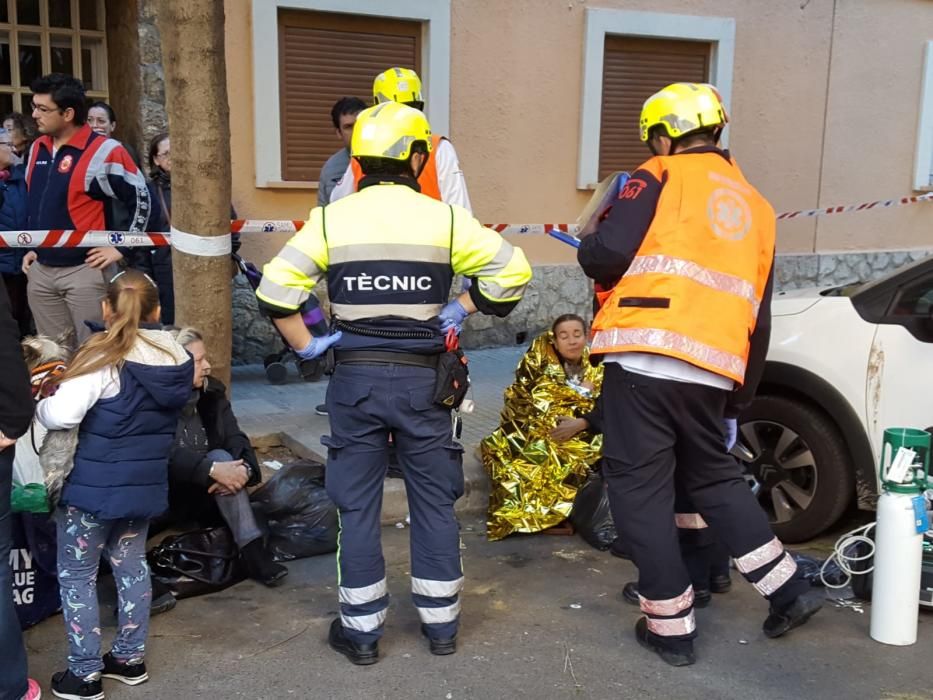 Desalojan un edificio en Palma por un incendio