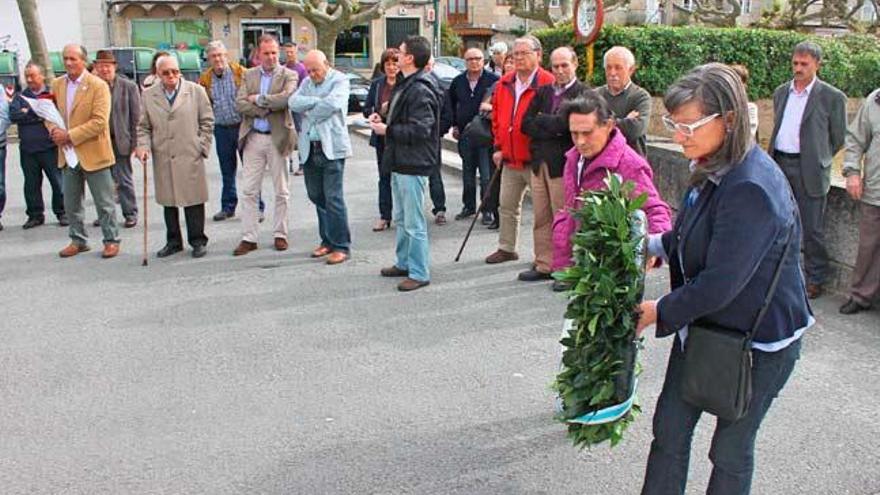 Ofrenda floral a Johán Carballeira // SANTOS ÁLVAREZ