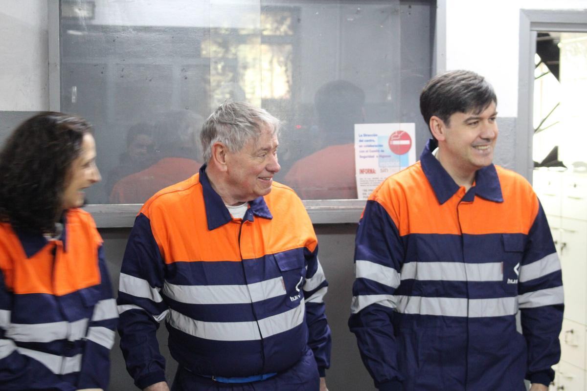 EN IMÁGENES: Visita del exdirectivo de la NASA a las minerías del pozo Santiago para hablar sobre el futuro laboratorio que podría recrear las condiciones de vida en la Luna