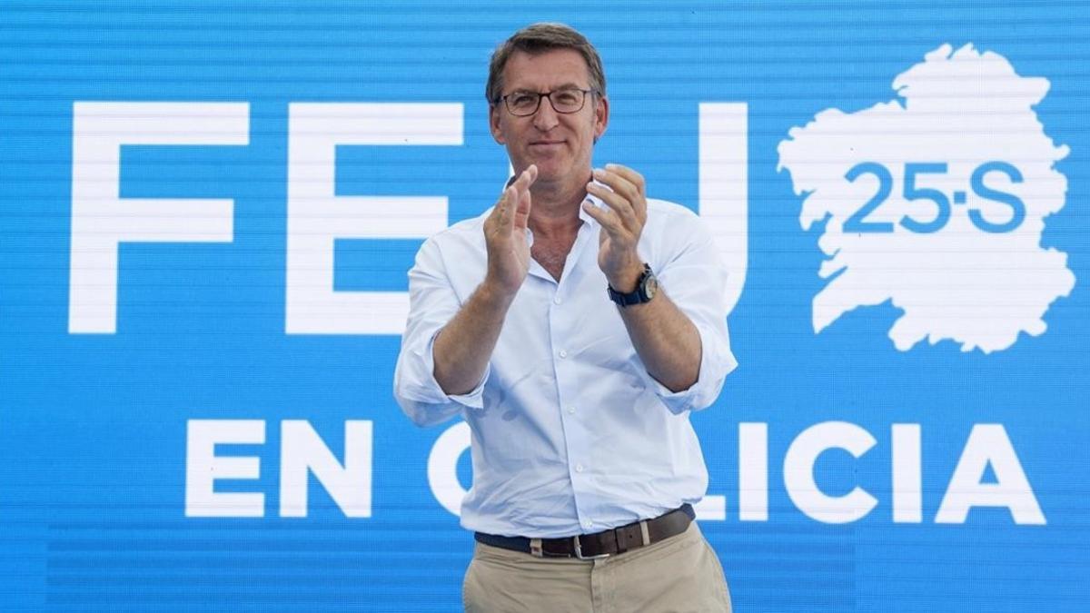 El presidente de la Xunta de Galicia, Alberto Núñez Feijóo, en un mitin en Ourense.