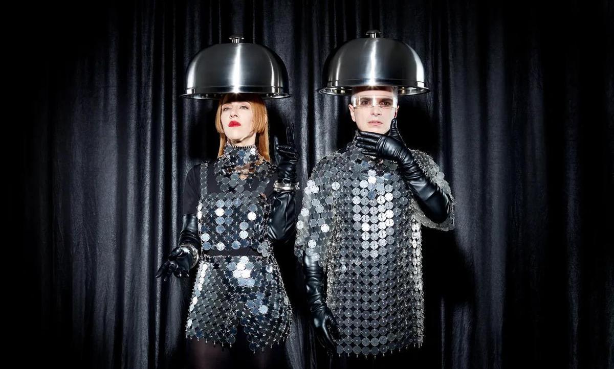 Miranda! defenderá 'Despierto amándote' junto a Bailamamá.