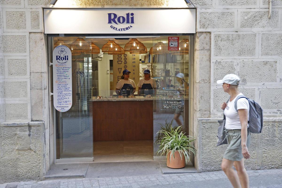 L'exterior de la gelateria Roli al carrer Santa Clara, 3, a Girona.