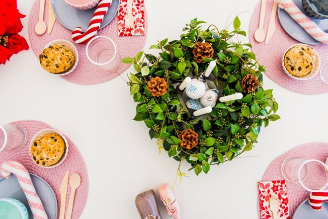 Propuesta de mesa con niños para Navidad de Houzz