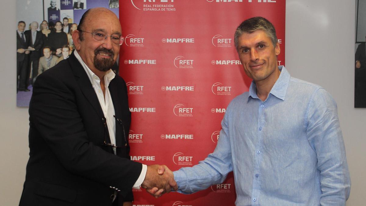 La Real Federación Española de Tenis (RFET) ha llegado a un acuerdo con los miembros de la Asociación Española de Pickleball para integrar dentro de su estructura a este nuevo deporte.