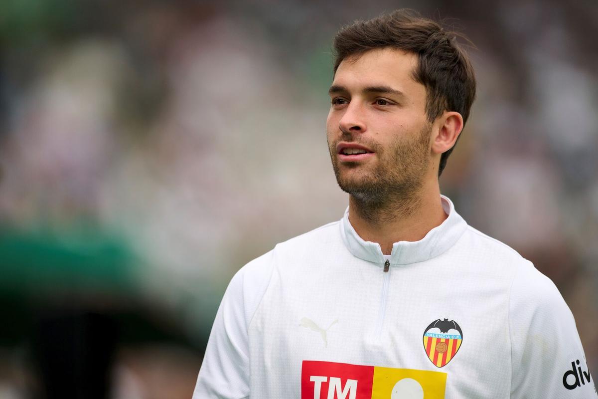 Hugo Duro con el Valencia CF