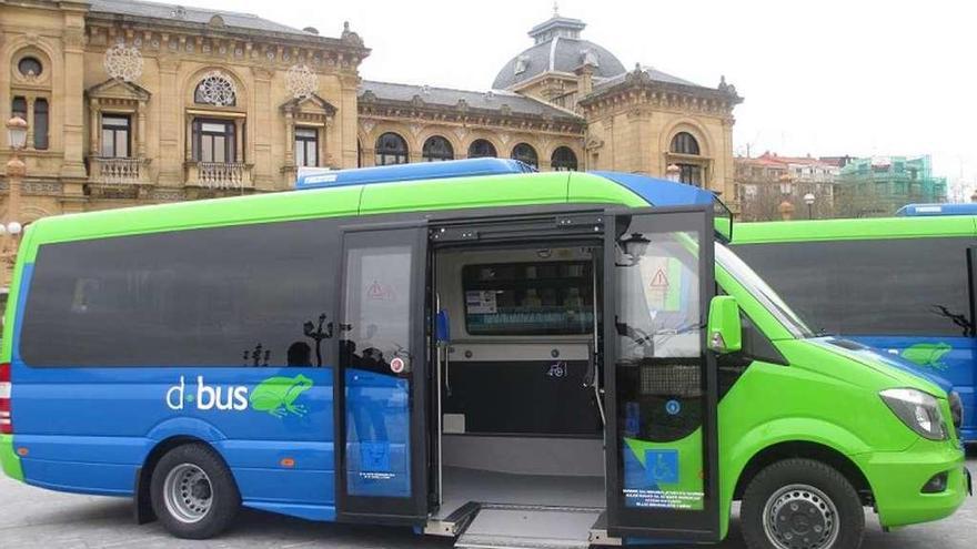 Modelo de microbús con que el Ayuntamiento proyecta generalizar el servicio para todos los usuarios.
