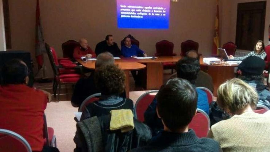 Asamblea de Torguvi en Corrales del Vino.