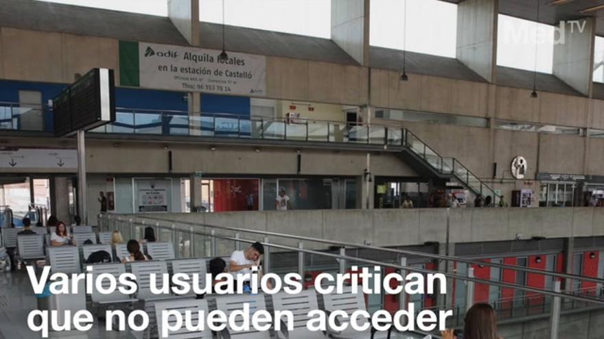 Si quieres ir al baño de la estación de Castelló, ráscate el bolsillo