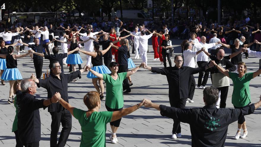 Sardanes: Trenta colles a la final del concurs