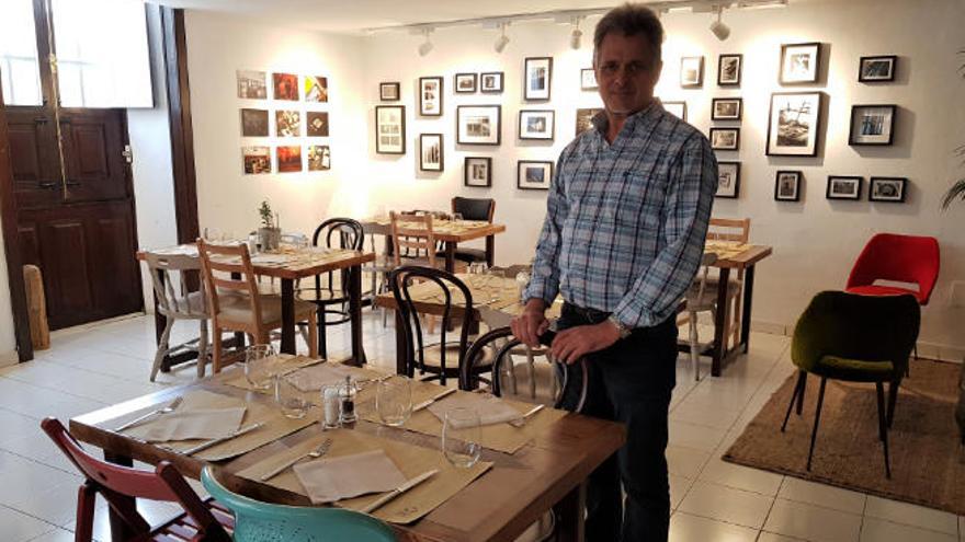 Servando Pérez Dorta, ayer, en el restaurante Pablo Ruiz Picasso, en El Almacén.