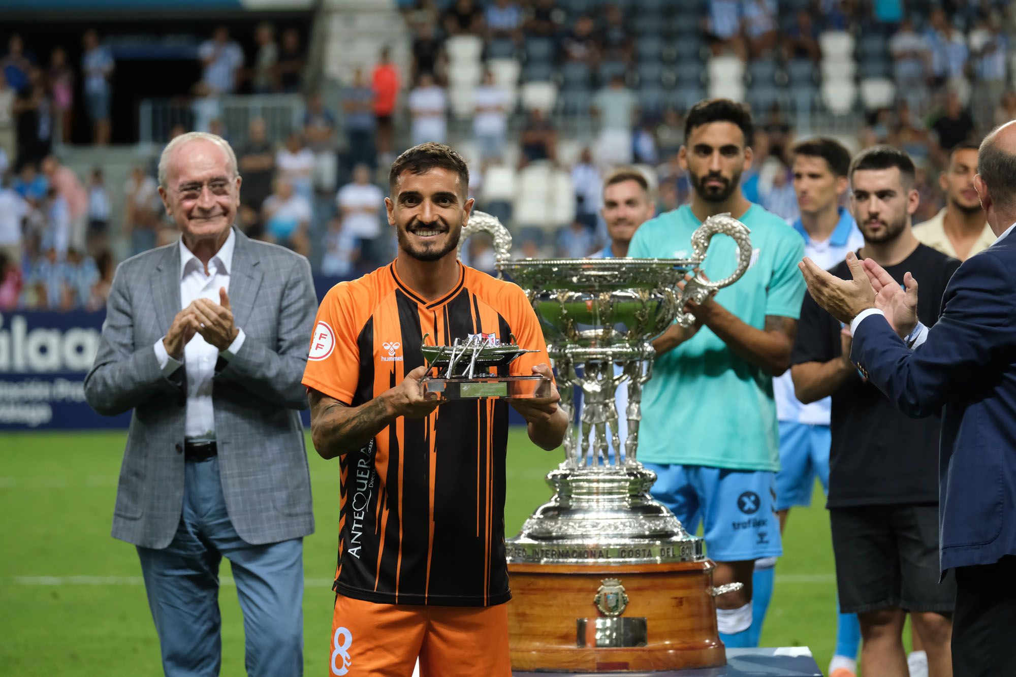 Málaga CF - Antequera CF: el Trofeo Costa del Sol, en imágenes