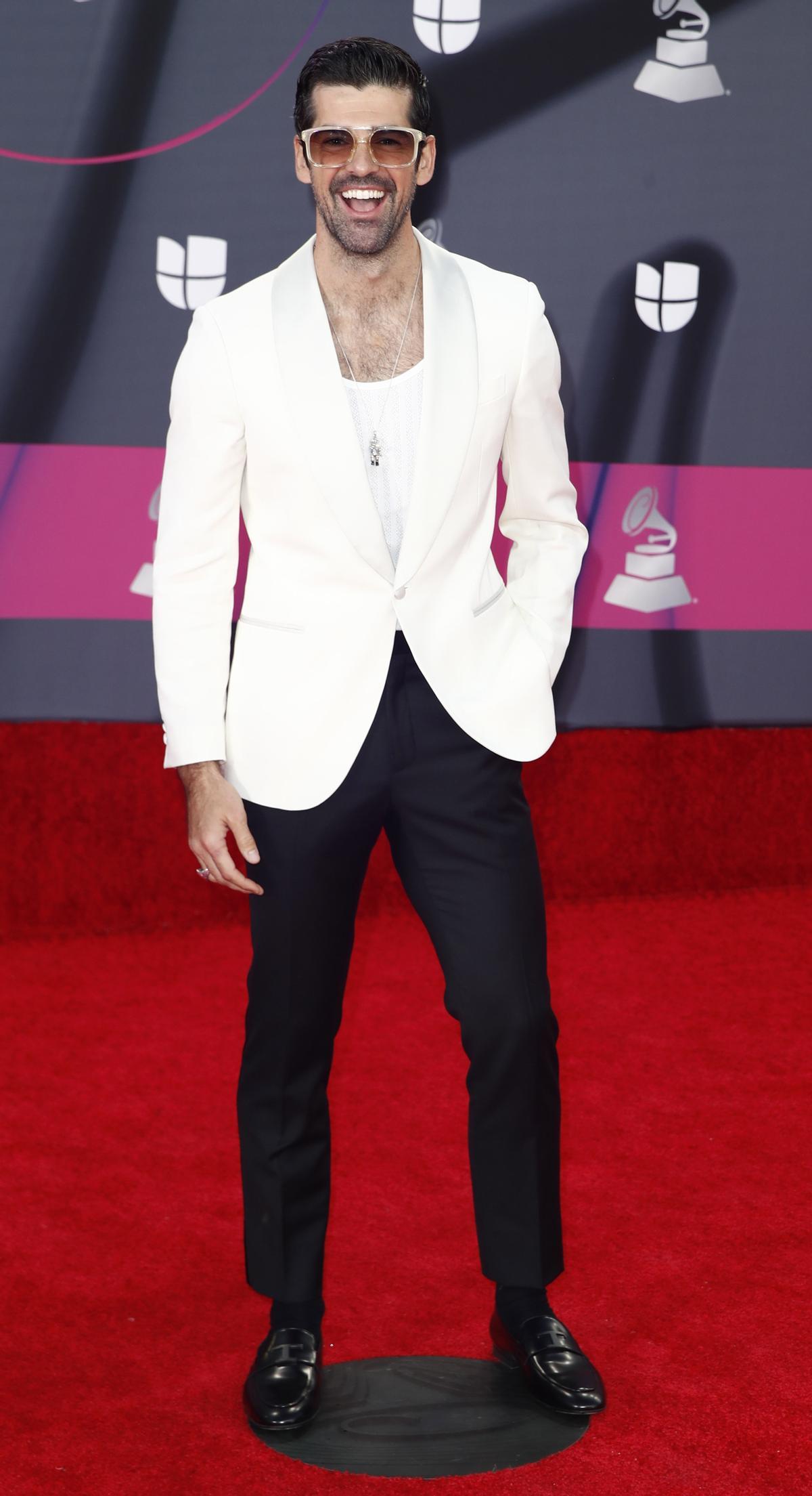 Las Vegas (United States), 17/11/2022.- Miguel Angel Munoz arrives on the red carpet prior to the 23rd Annual Latin Grammy Awards at the Michelob Ultra Arena at Mandalay Bay in Las Vegas, Nevada, USA, 17 November 2022. The Latin Grammys recognize artistic and/or technical achievement, not sales figures or chart positions, and the winners are determined by the votes of their peers - the qualified voting members of the Latin Recording Academy. (Estados Unidos) EFE/EPA/CAROLINE BREHMAN
