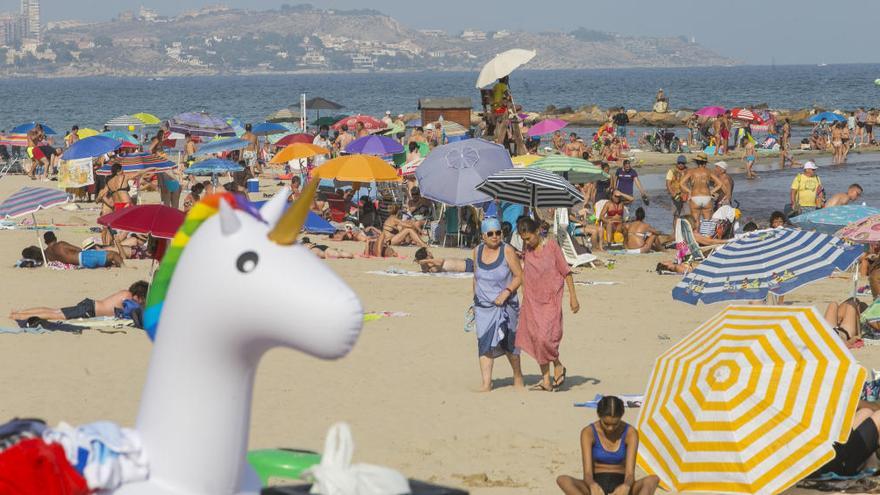 Las altas temperaturas que se esperan mañana propiciarán un día de playa