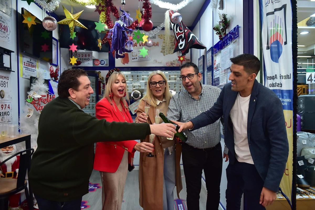 Fotogalería | Los instantes del sorteo de la Lotería de Navidad en Extremadura