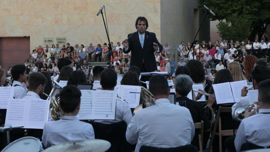 Una actuación de la Banda de Música de Zamora en la capital.