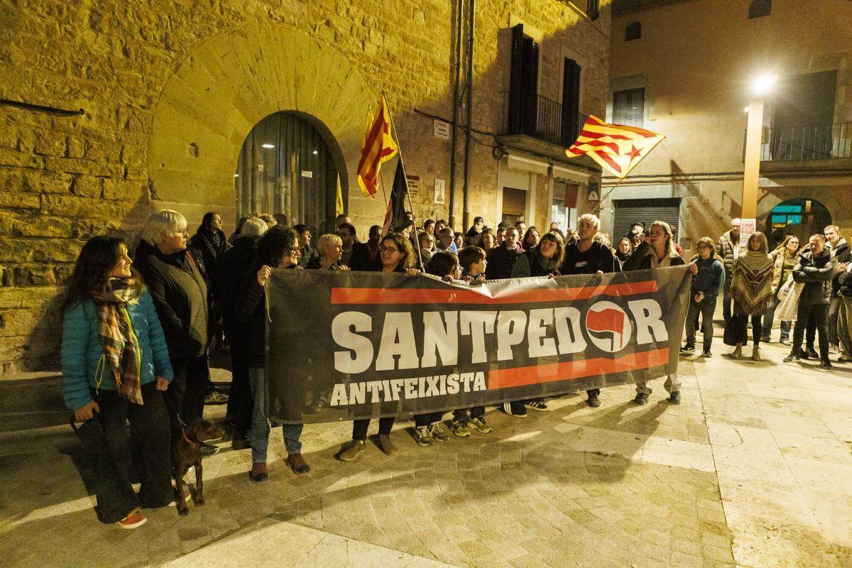 Protesta d'aquest dimarts davant del ple de Santpedor