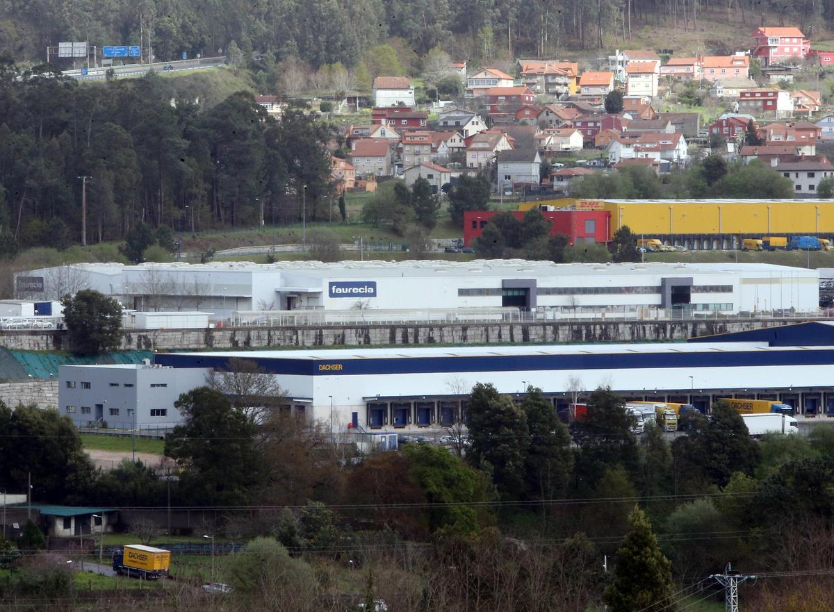 Vista general de la planta de Forvia Asientos de Galicia (ADG) en el polígono de Valladares