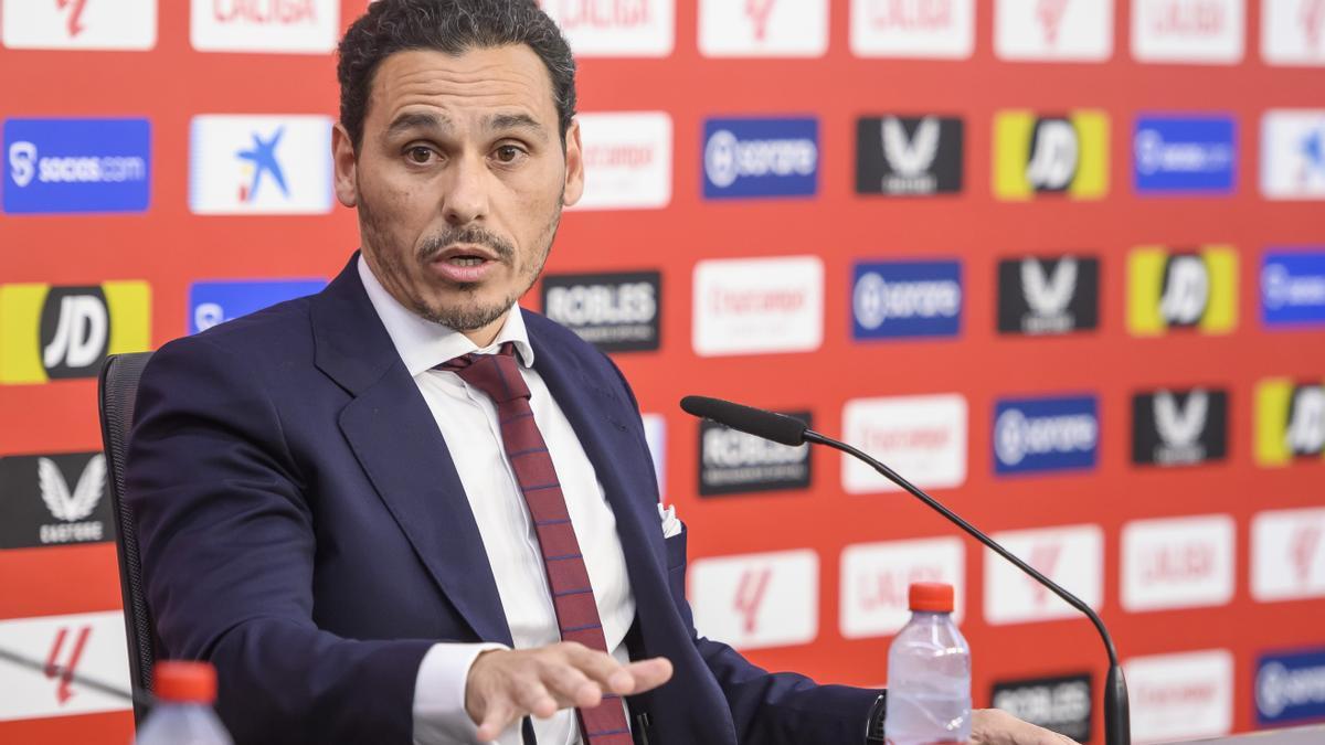 El presidente del Sevilla FC, José María del Nido Carrasco, en la sala de prensa del estadio Sánchez Pizjuan, durante la rueda de prensa de su presentación.