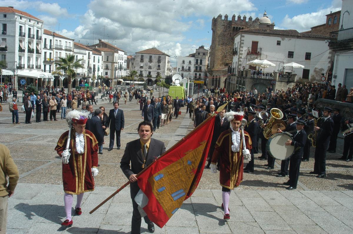 Procesión cívica de San Jorge en una imagen de archivo.