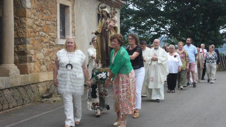 Bonielles, en Llanera, celebra su fiesta de El Carmen
