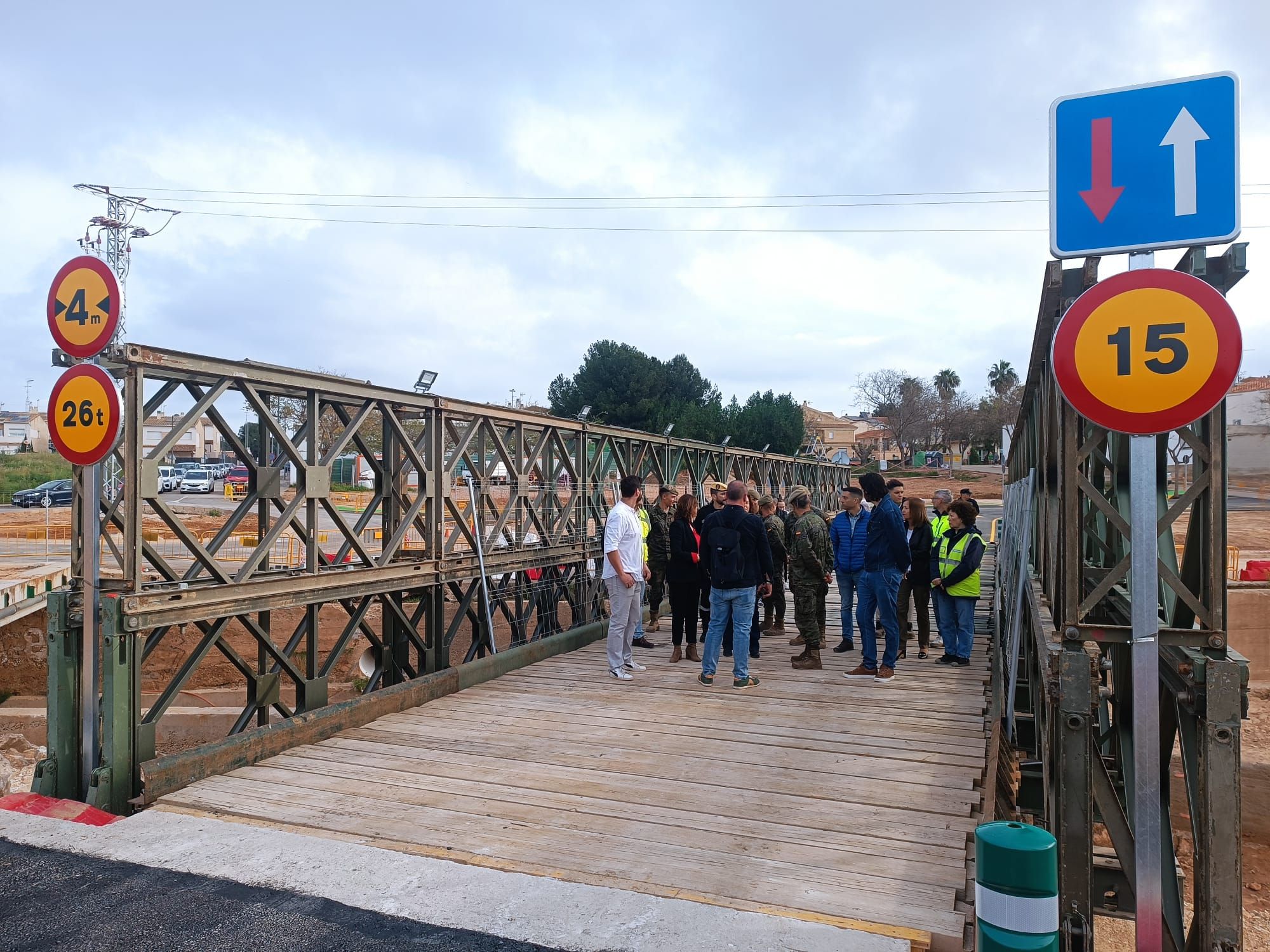 Loriguilla inaugura un nuevo puente provisional cinco meses después de la dana