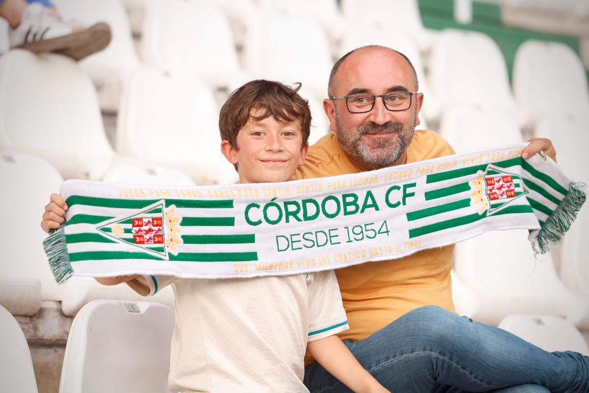 Córdoba CF-Huesca | Las imágenes de la afición en El Arcángel