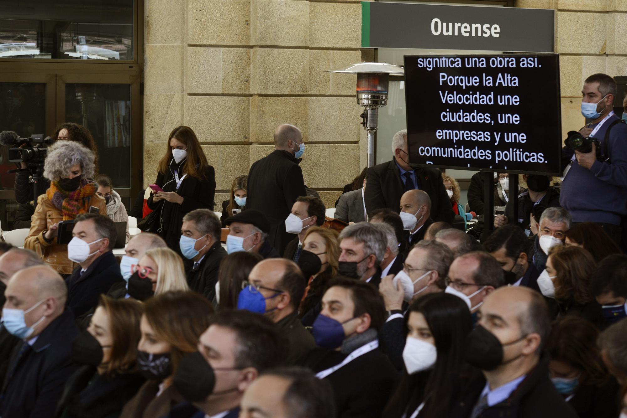 Inauguración de la línea de AVE que conecta Madrid con Galicia.