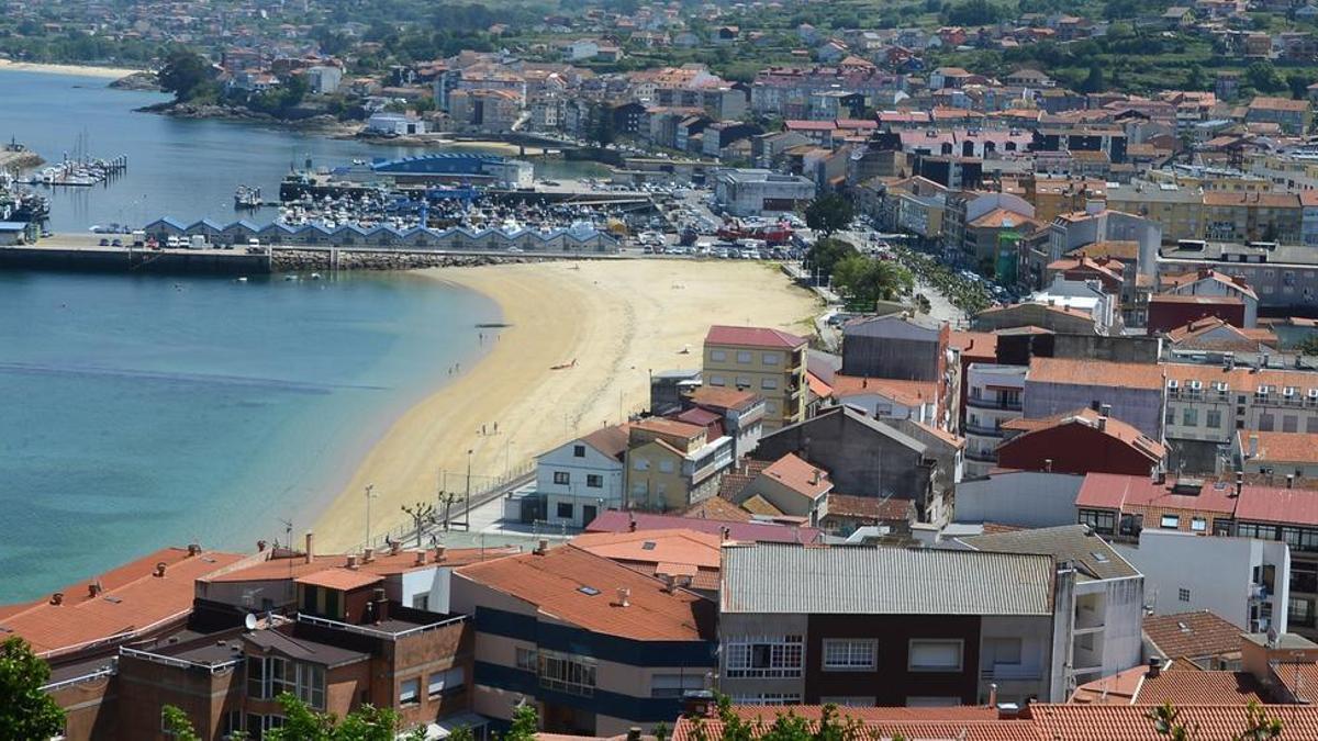 Franja litoral del núcleo urbano de Bueu.