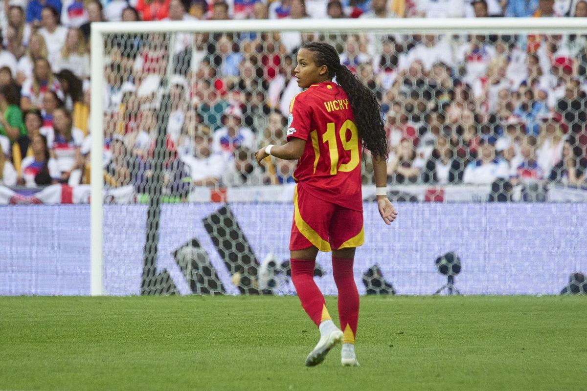 Vicky Lopez of Spain looks on during the UEFA Women's EURO 2025 Final match played between England and Spain at St. Jakob-Park on July 27, 2025 in Basel, Switzerland. AFP7 27/07/2025 ONLY FOR USE IN SPAIN. Jesus Hellin / AFP7 / Europa Press;2025;SOCCER;SPORT;ZSOCCER;ZSPORT;England v Spain - UEFA Women's EURO 2025 Final;