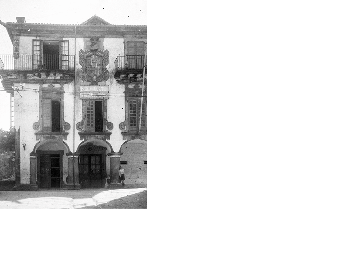 Infografía del alzado y aspecto de los inmuebles encalados desde la Plaza de la Leña. | // MUSEO DE PONTEVEDRA