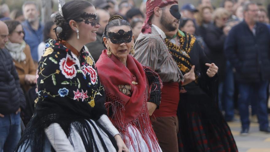Russafa revive su centenario Carnaval en Parc Central