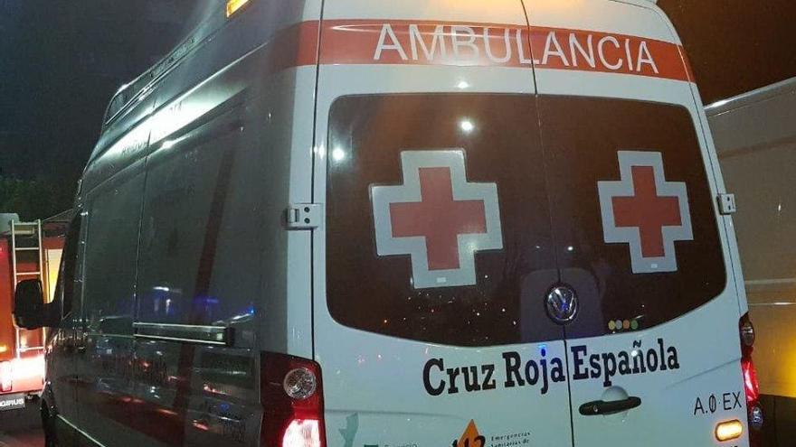 Un incendio en una vivienda en Torremenga acarrea un varón herido leve