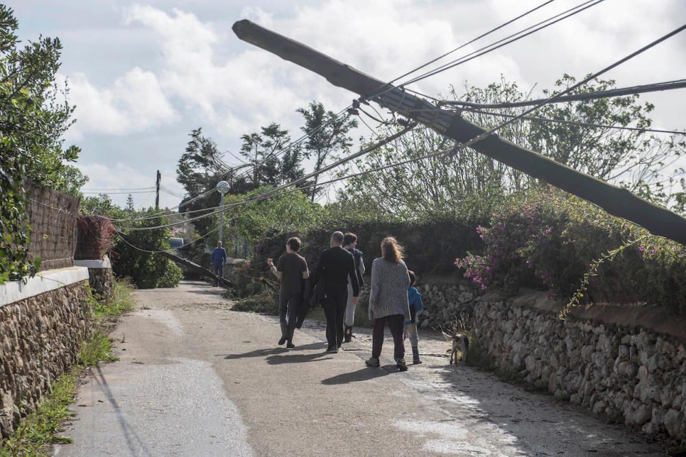 Un 'cap de fibló' en Menorca deja 38.000 vecinos sin electricidad