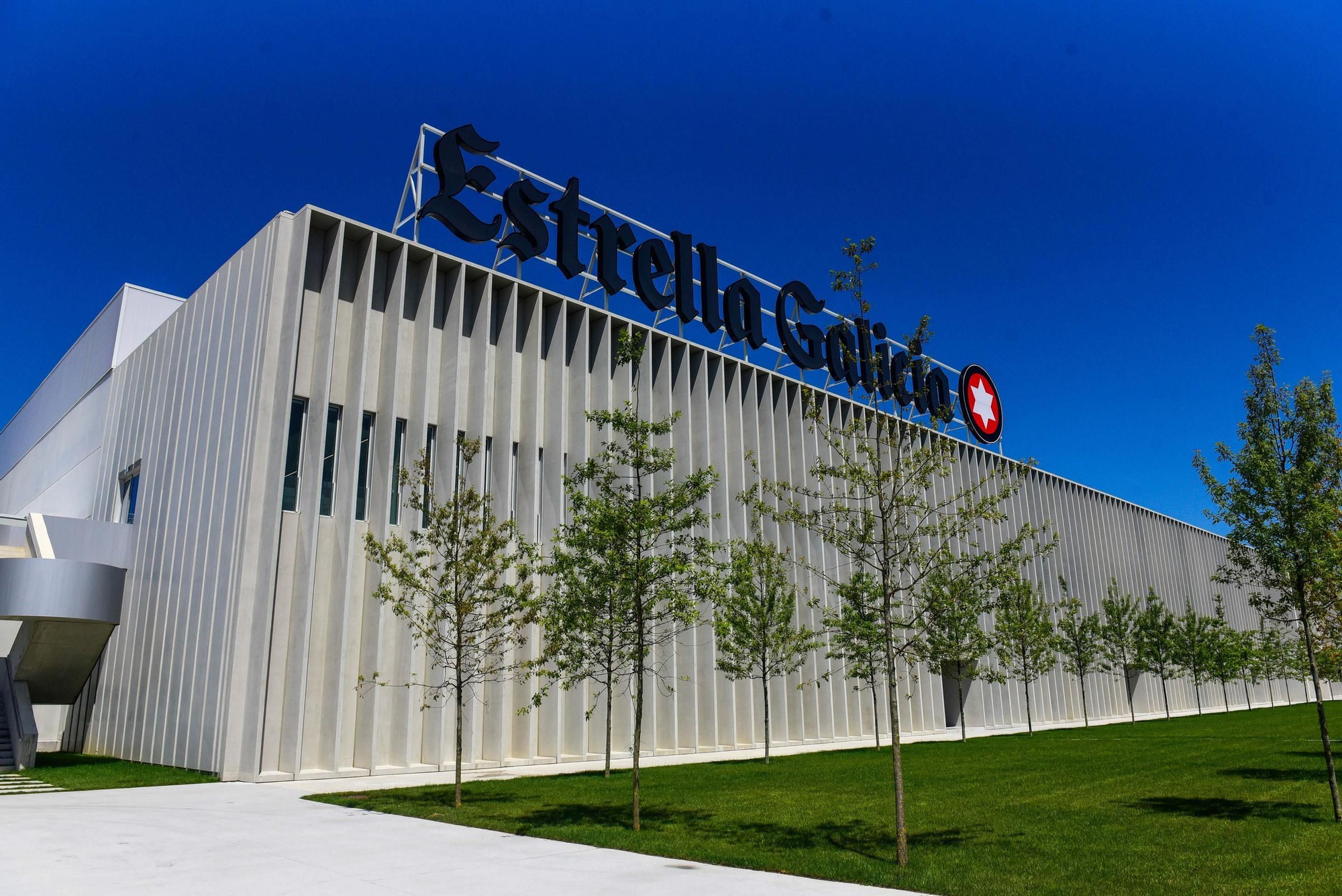 Estrella Galicia estrena 'cocina': visita a las instalaciones de la nueva fábrica en Morás