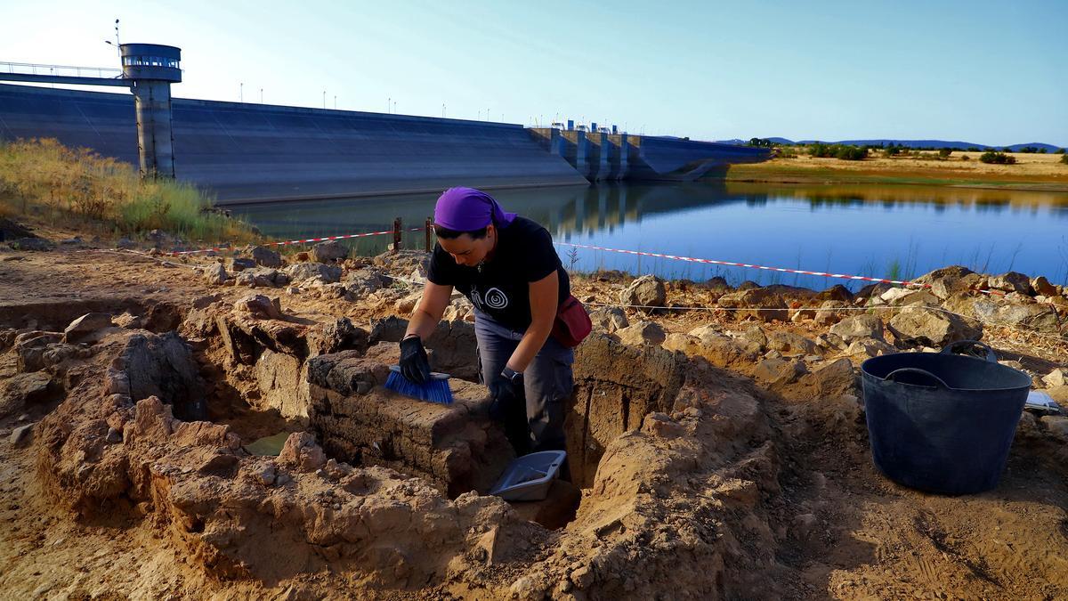 El poblado Íbero que emerge de las aguas de Sierra Boyera