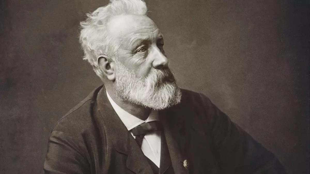 Julio Verne, el autor que predijo el futuro
