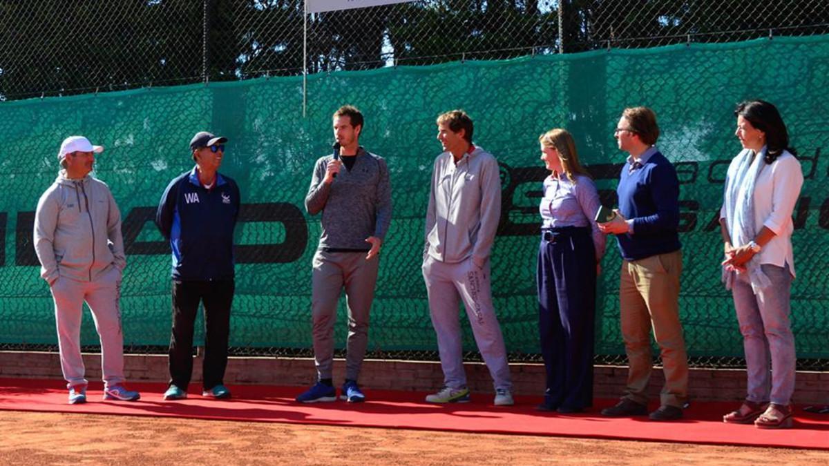 Andy Murray durante su visita a la Academia Sánchez-Casal