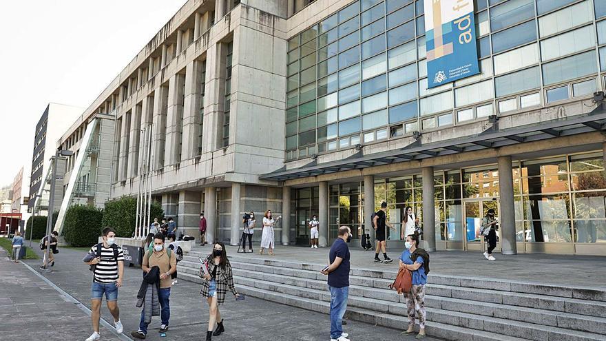 La Universidad invertirá 4 millones para consolidar la investigación en el campus