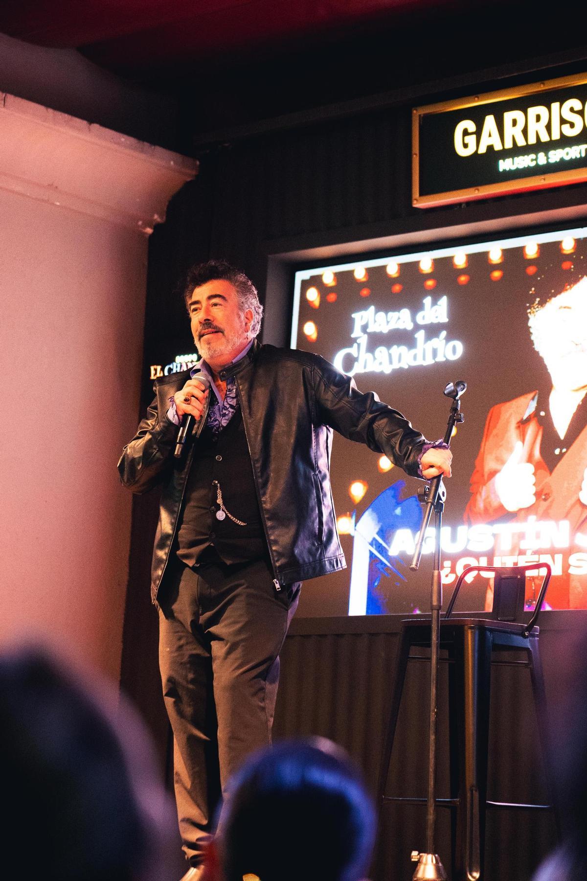 Actuaciones en directo, monólogos, shows y una programación que cambia constantemente.