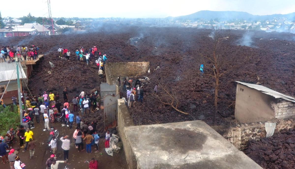 Dron capta impactantes imágenes tras erupción del volcán Nyiragongoen en el Congo. Dron capta impactantes imágenes tras erupción del volcán Nyiragongoen en el Congo.