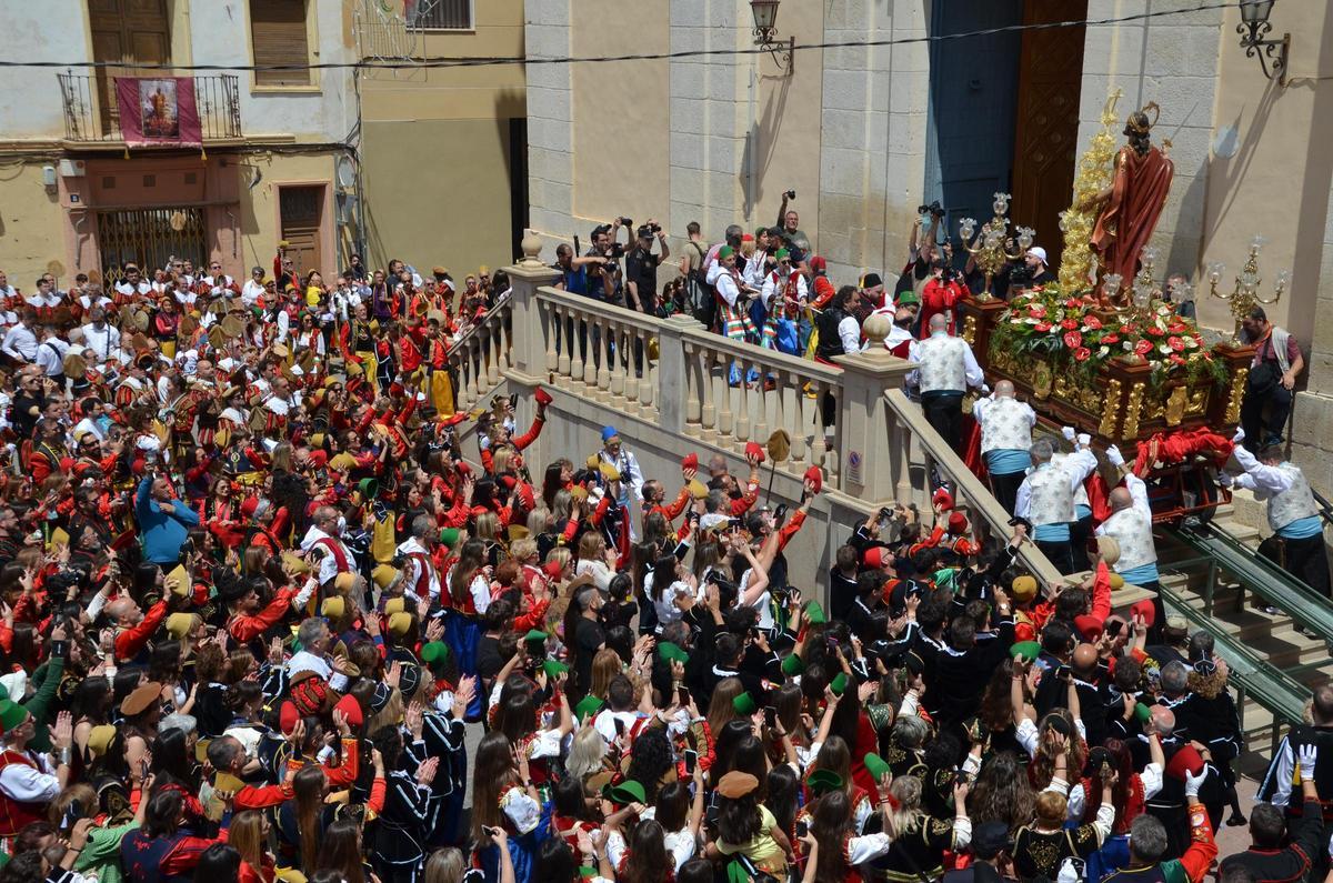 Procesión en honor a San Bonifacio.